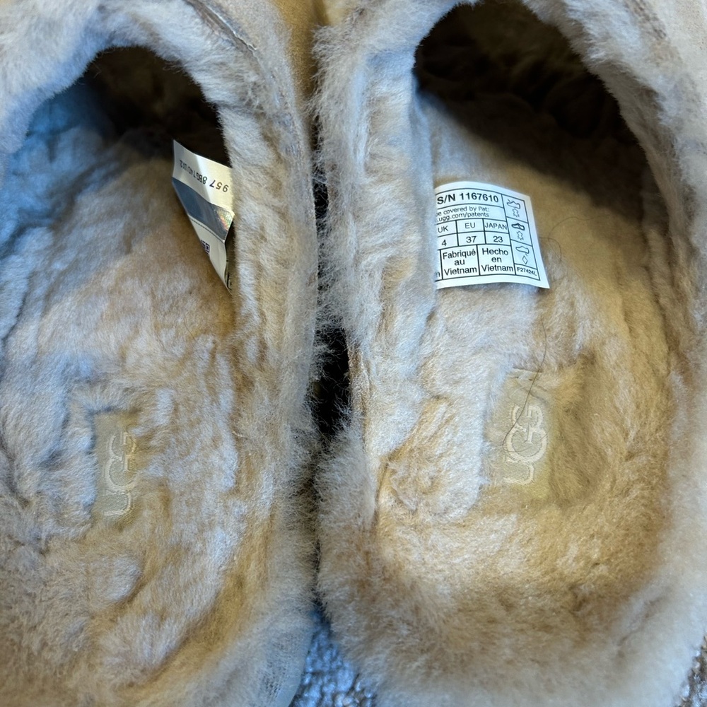 UGG Women's Slip-On Shearling Chestnut/Tan - Picture 8 of 8